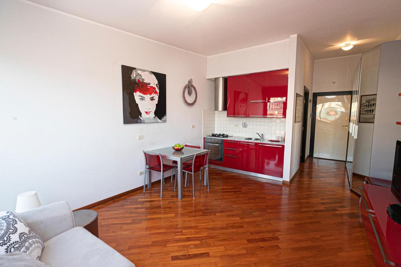 Real Italian Estate - Red Coral Apartment Генуа Екстериор снимка